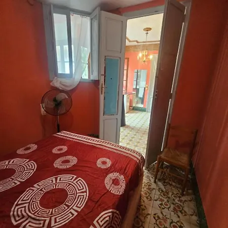 Fabrica De Suenos Bed & Breakfast Gandía