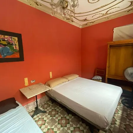 Bed & Breakfast Fabrica De Suenos *